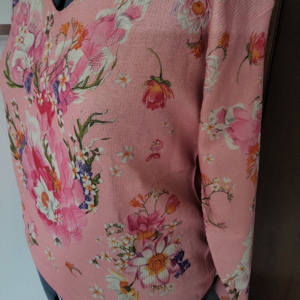 NEW Beautiful Made in Italy Colorful Flower Print Sweater Size XL - Picture 4 of 5